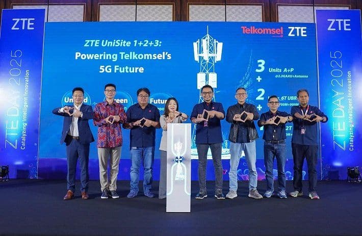 ZTE dan Telkomsel Hadirkan Solusi “UniSite 1+2+3”
