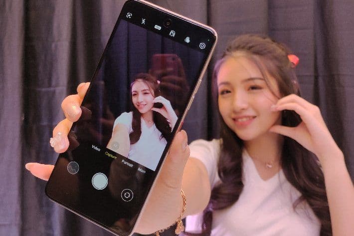 10 Hp 1 Jutaan Terbaik untuk Sosmed di 2026, Layar dan Kamera Apik