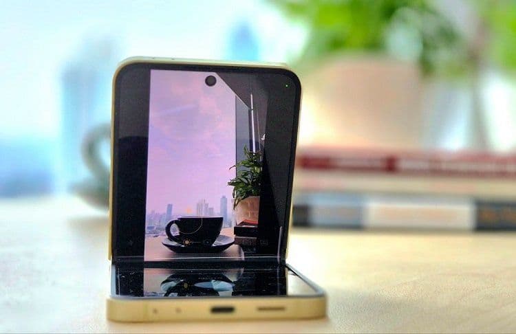 3 Ide Konten Media Sosial yang Unik Pakai Galaxy Z Flip6