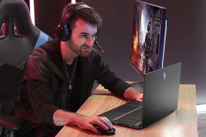 Acer Nitro V15 Resmi Hadir dengan RTX 5050, Layar 180Hz, dan Desain Amber Glow