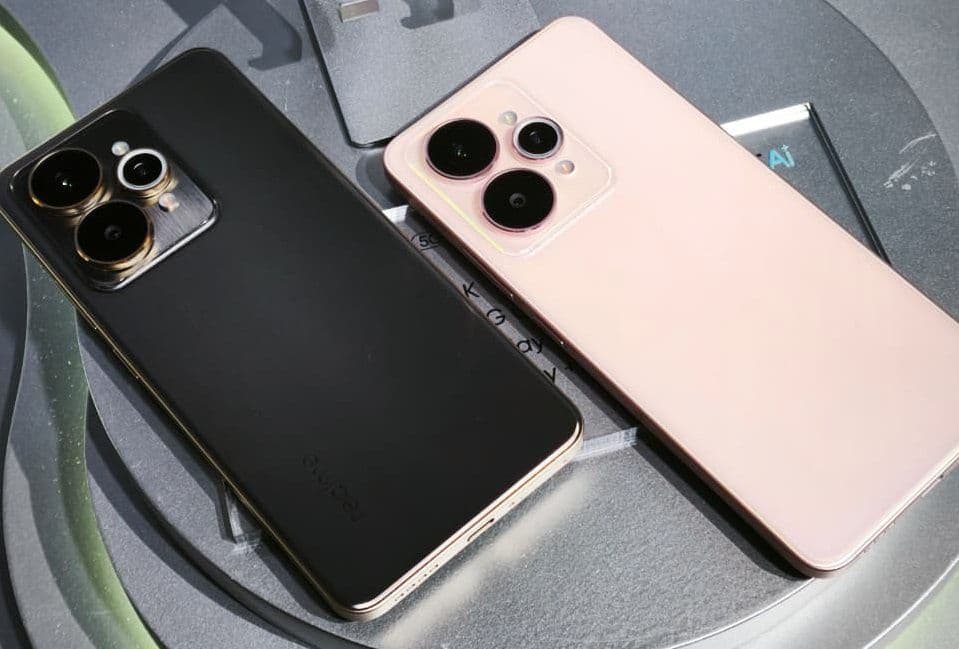 realme 15 5G vs realme 15 Pro 5G, Mana yang Lebih Pas Untukmu?