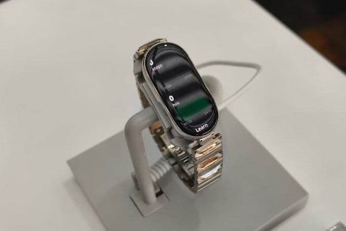 Xiaomi Smart Band 10 Glimmer Edition: Smartband Fashion yang Tetap Fungsional