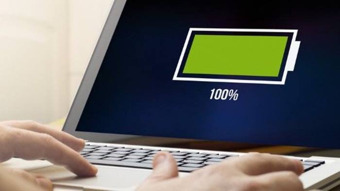 berapa waktu cas baterai laptop