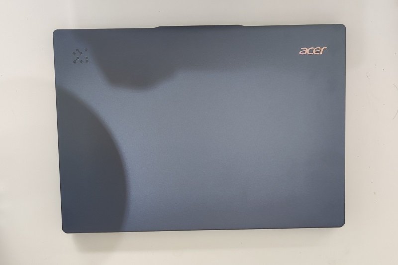 Acer Swift 14 AI (SF14-51)