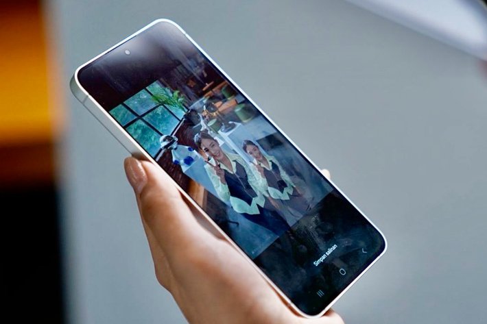 Kloning image dengan Galaxy S25 FE bikin foto makin kreatif dan fun! 