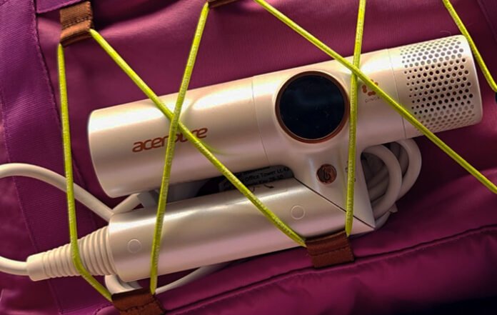 Desain lipat 434 gram Acerpure Beauty HD3 ringkas untuk bepergian.