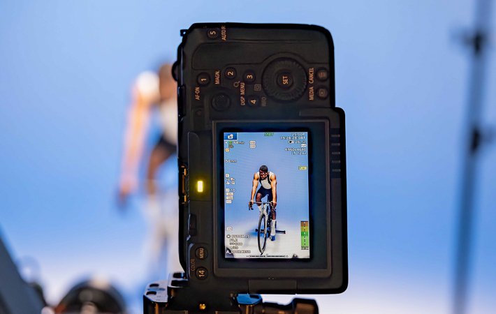 Kamera Canon EOS C50, kamera Cinema EOS full-frame 7K dengan bodi ringkas