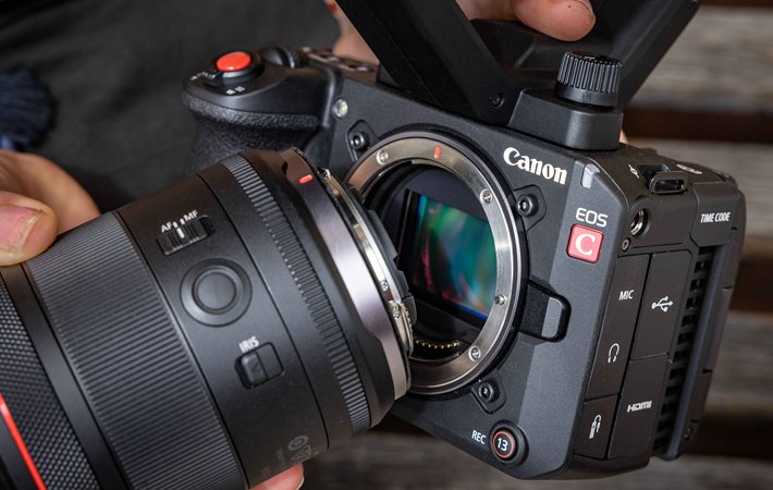Kamera Canon EOS C50, kamera Cinema EOS full-frame 7K dengan bodi ringkas