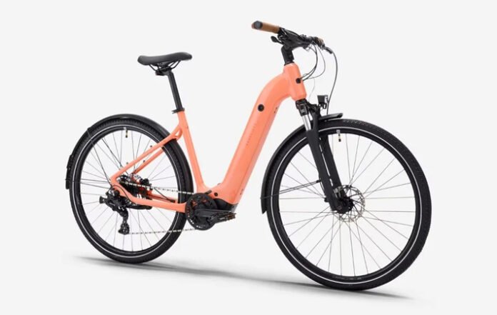 Decathlon Luncurkan Sepeda Listrik Rockrider E-ACTV 500 Peach Orange